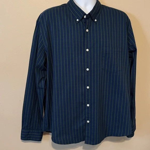 J. Crew Performance Shirt in Blue and Green - Picture 3 of 13